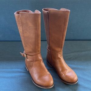 Children’s place size 13 tall boots